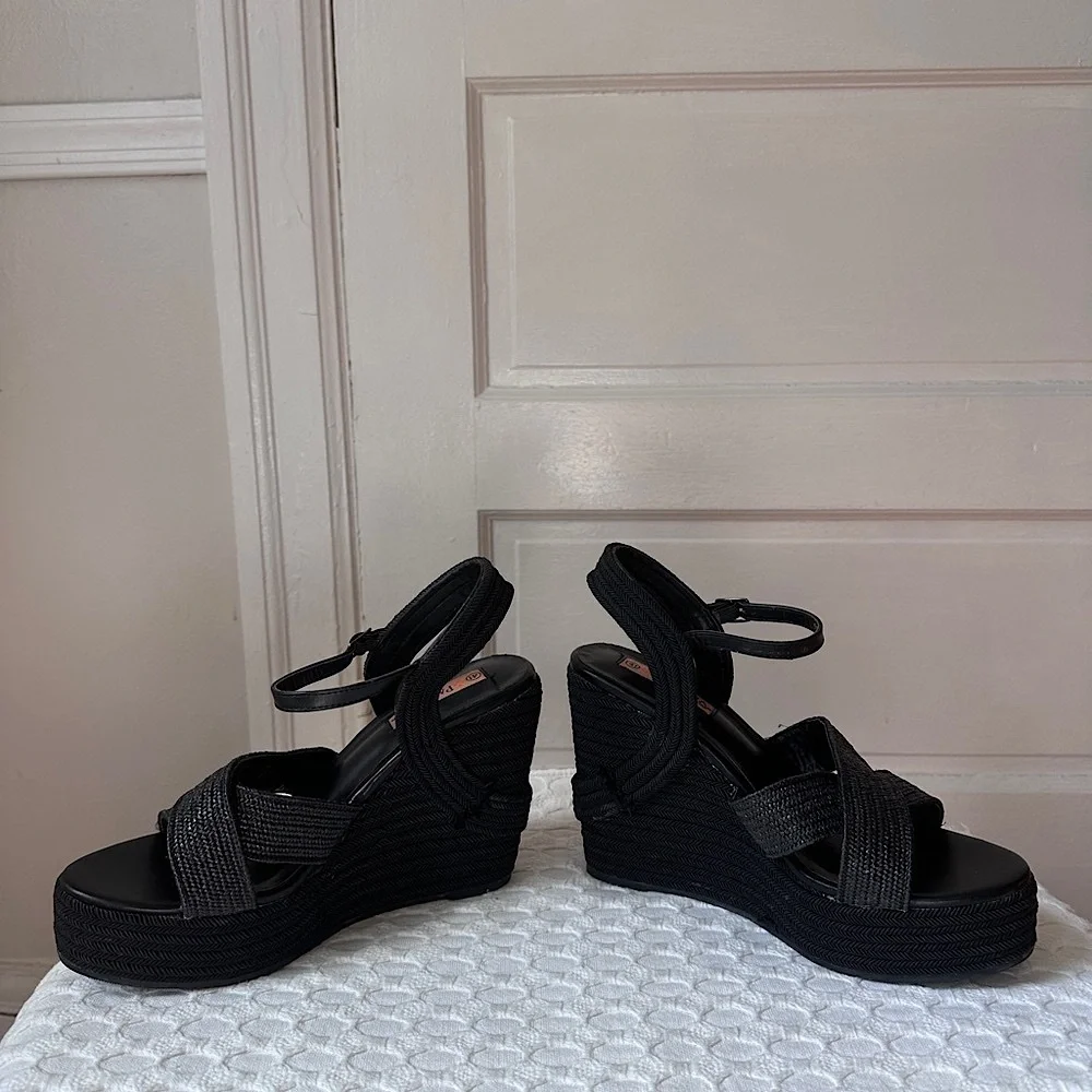 Woven Platform Wedge Sandals - Black
